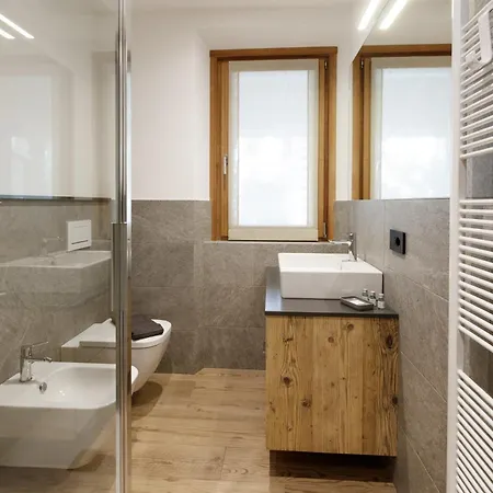 Larix Sauna&relax Apartment *
