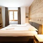 Larix Sauna&relax דירה בורמיו
