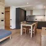 Larix Sauna&relax דירה בורמיו
